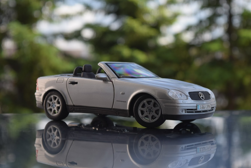 Illustration for article titled Working Top Wednesday: Mercedes Benz SLK 230 Kompressor